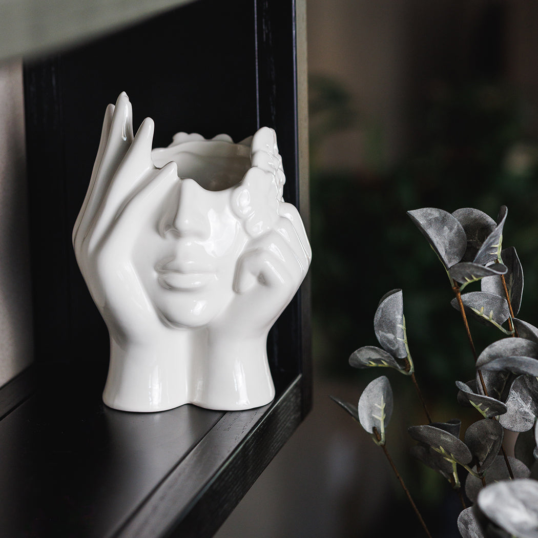 KOART| Carissa Λευκό Κεραμικό Βάζο σε σχήμα Γυναικείου Προσώπου 16.5X12.5 CM