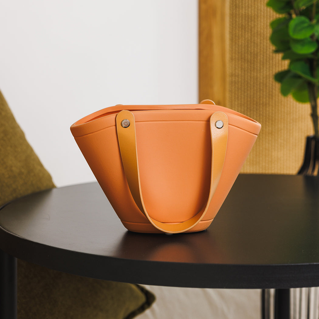 KOART|IRIDA πορτοκαλί κεραμικό βάζο σε σχήμα τσάντας 21.5X14 CM