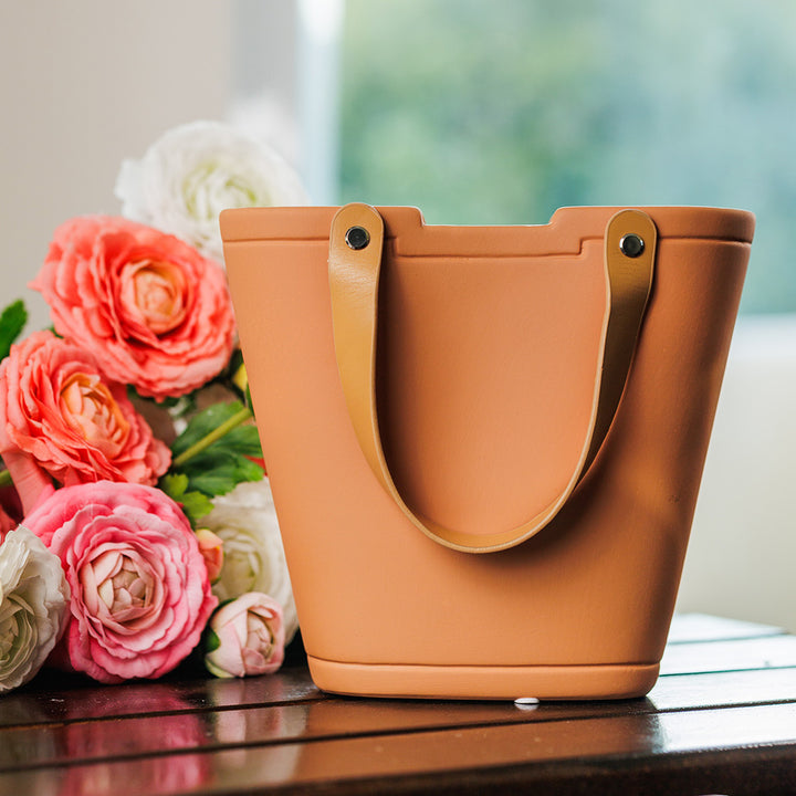 KOART| LITO Πορτοκαλί κεραμικό βάζο σε σχήμα τσάντας 21.5X19.5 CM